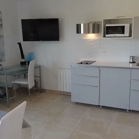 Appartamento Les Chèvrefeuilles Manosque Esterno foto